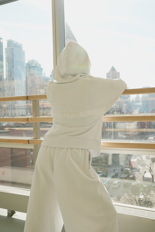THE VERSATILE HOODIE WHITE