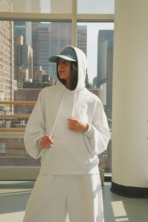 THE VERSATILE HOODIE WHITE