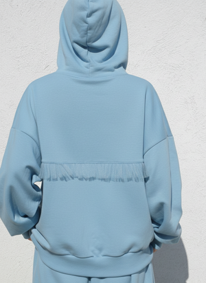 THE VERSATILE HOODIE LIGHT BLUE