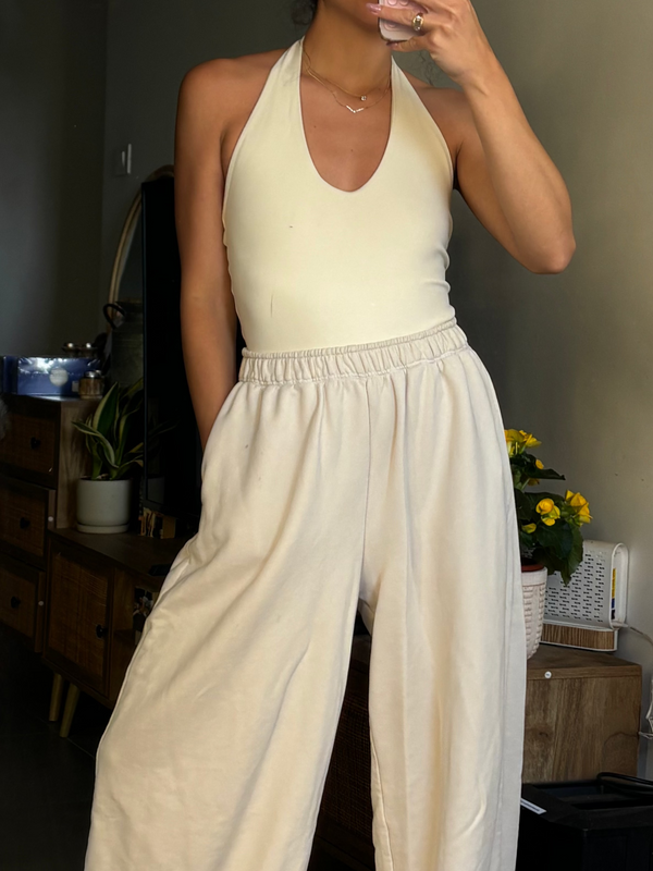 V BODYSUIT BUTTER