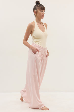 THE EVERYDAY PANTS PINK
