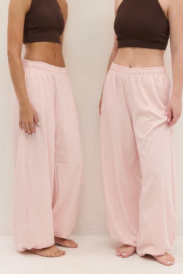 THE EVERYDAY PANTS PINK