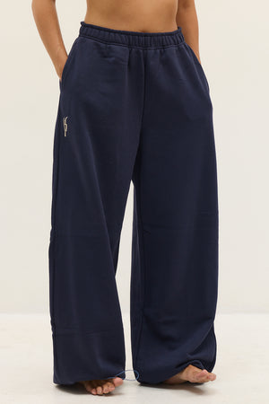 VERSATILE PANTS NAVY