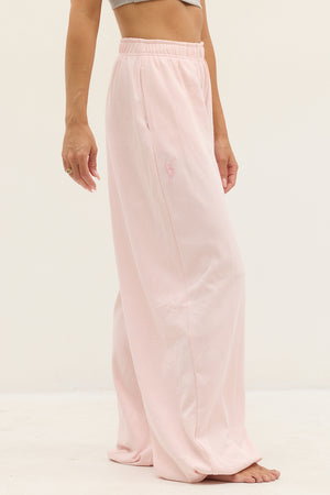 THE EVERYDAY PANTS PINK
