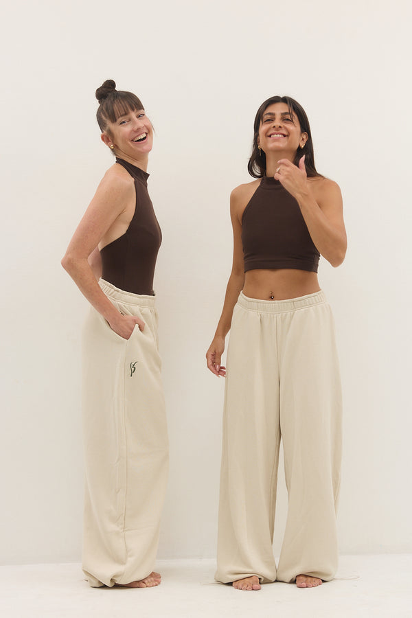 VERSATILE PANTS STONE
