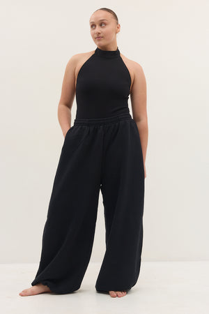 WIDE VERSATILE PANTS BLACK
