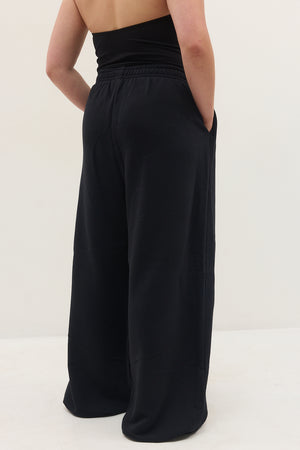 WIDE VERSATILE PANTS BLACK