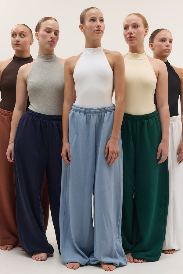 WIDE VERSATILE PANTS NAVY