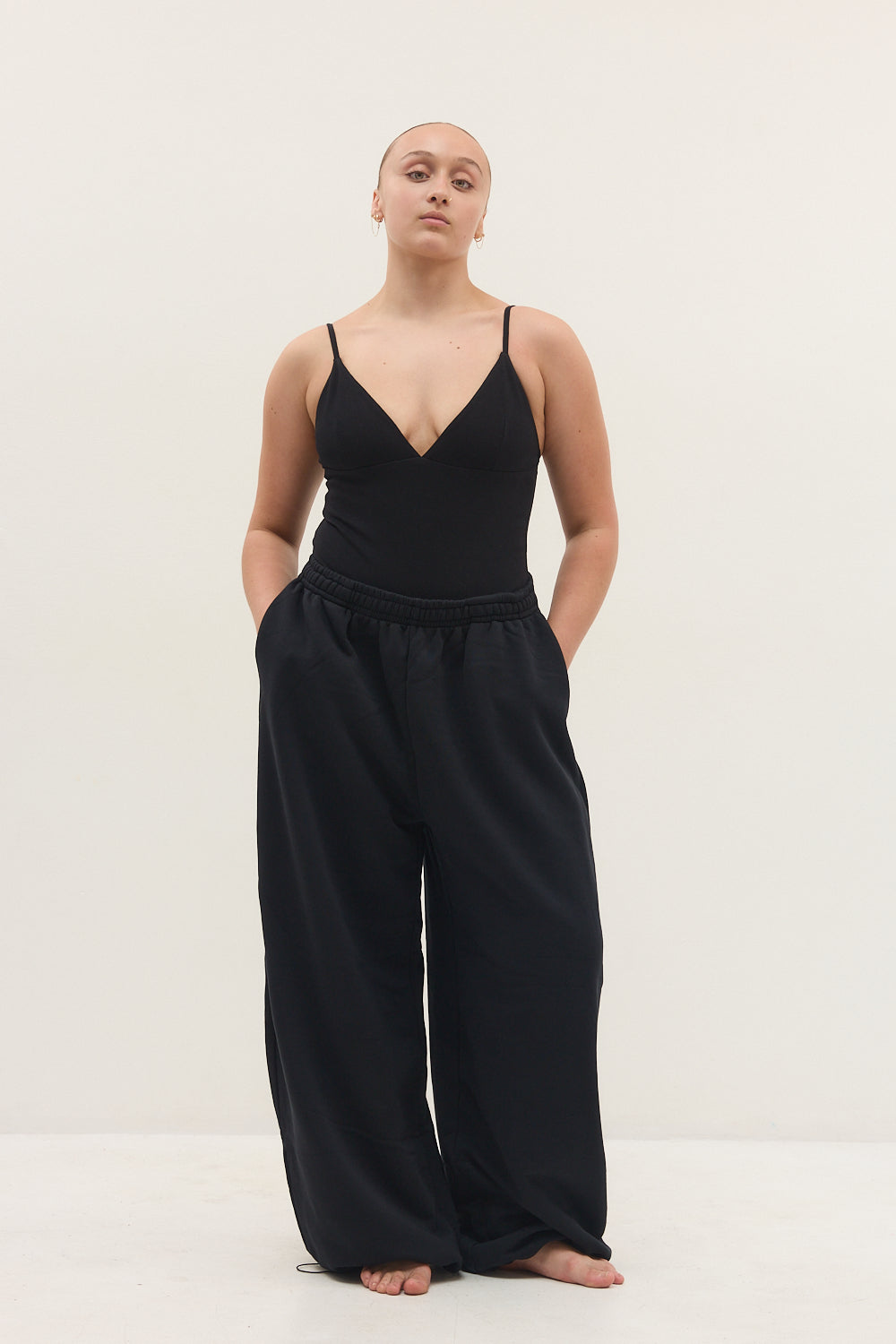 WIDE VERSATILE PANTS BLACK