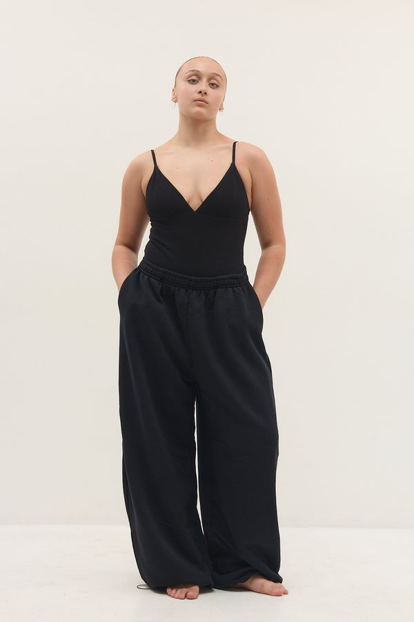 WIDE VERSATILE PANTS BLACK