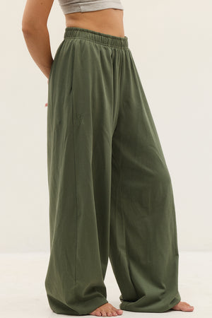 THE EVERYDAY PANTS OLIVE