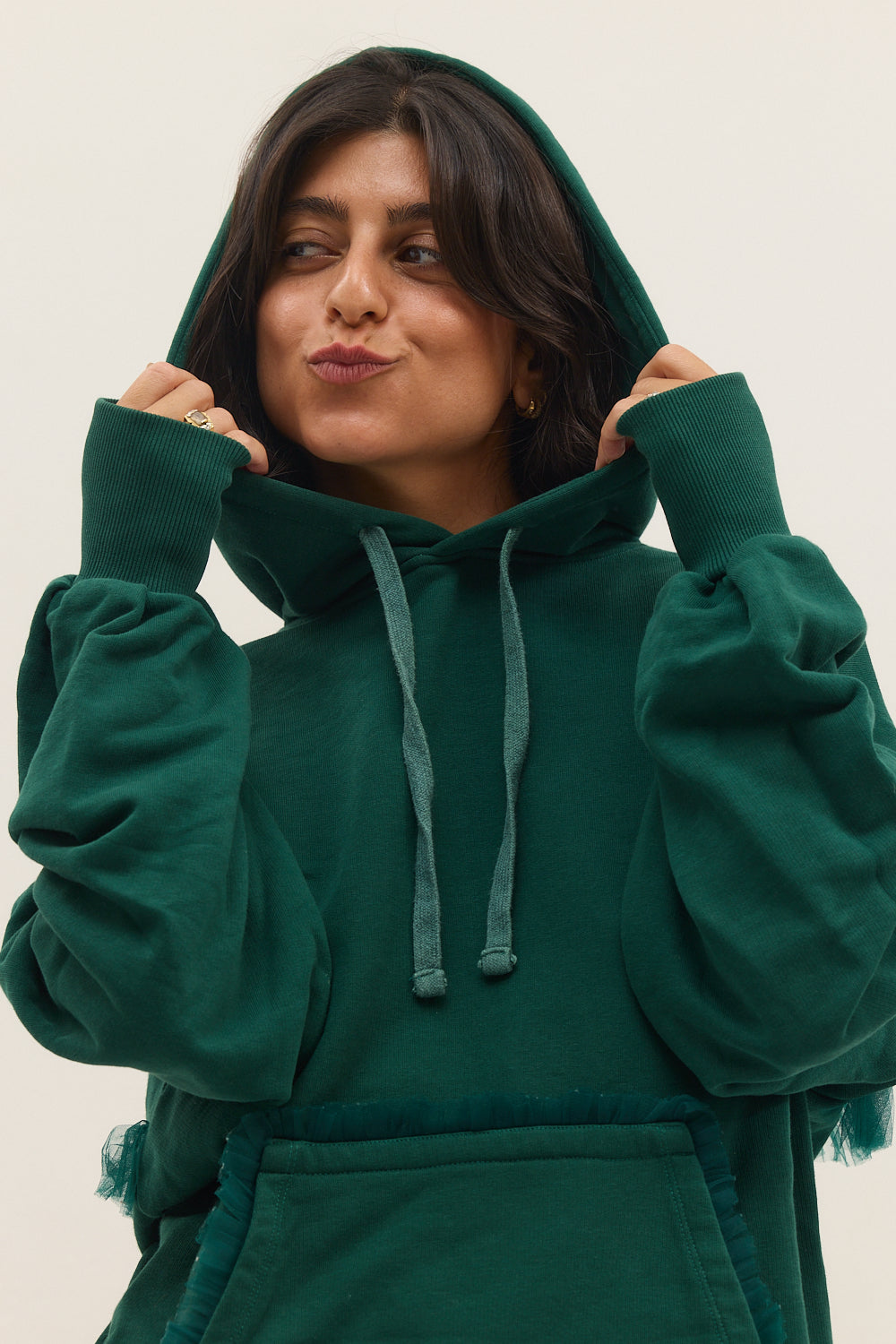 THE VERSATILE HOODIE GREEN