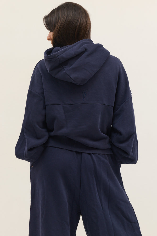 THE VERSATILE HOODIE NAVY