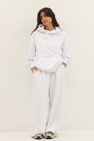WIDE VERSATILE PANTS WHITE